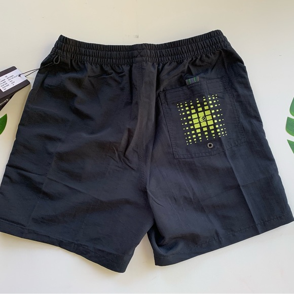 🔸Quiksilver Beta Test Volleys Shorts🔸 - Picture 5 of 7